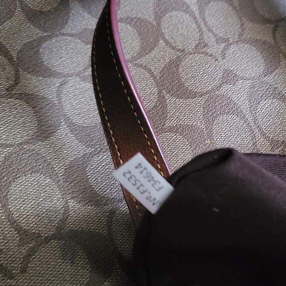 COACH Signature Pleat Tote - Light Gold - Khaki - Picture 5 of 5